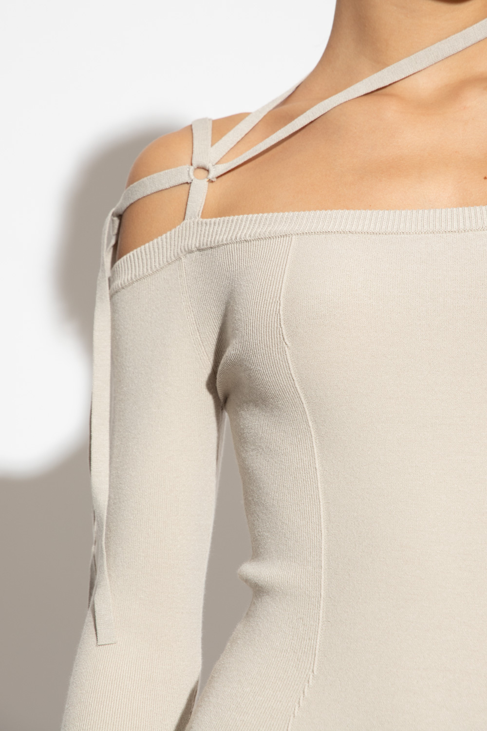 JACQUEMUS トレフミニシャツトレス 23E231DR0531084 120 The mini shirt dress by JACQUEMUS | Official website